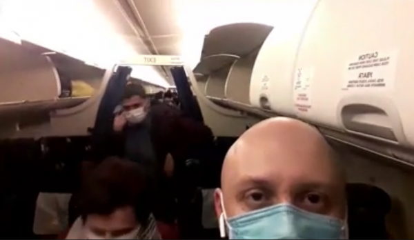 У трех пассажиров рейса "Милан-Киев" коронавирус не выявили, - МОЗ