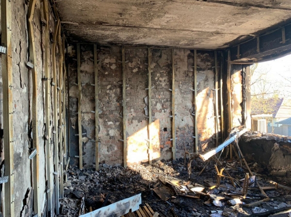 В Днепропетровской области подожгли офис партии "Наш край"