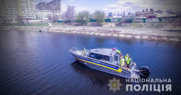 Киевская полиция собирается искать нарушителей карантина с помощью дронов