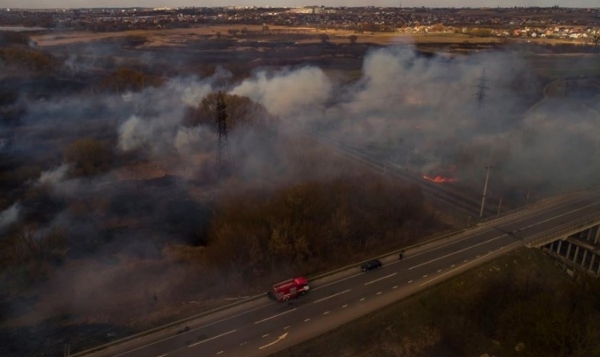 Выжженная земля: в ГосЧС показали с воздуха масштабные пожары в Украине